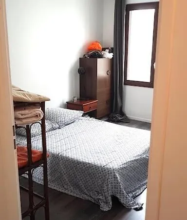 Appartement 3 5 Lits Parking Terrasse No Bugs Romainville