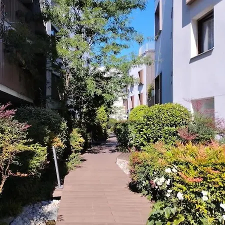 Appartement 3 5 Lits Parking Terrasse No Bugs Romainville